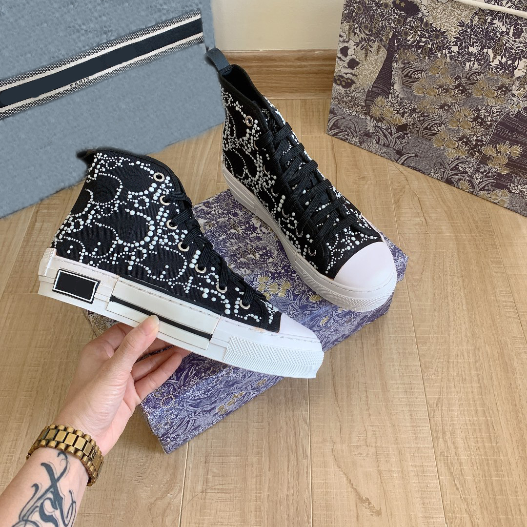2021 new men's and women's B23 fashion high-top sports casual shoes size 35-47, Black
2021 new men's and women's B23 fashion high-top sports casual shoes size 35-47, Black