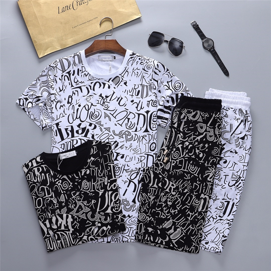 2021 Men's Designer Tracksuits Summer 2 Piece Outfits Men Fashion little bee embroidery Jogging suit Sportwea Sets Sweatshirts M*3xl, Gray
2021 Men's Designer Tracksuits Summer 2 Piece Outfits Men Fashion little bee embroidery Jogging suit Sportwea Sets Sweatshirts M*3xl, Gray