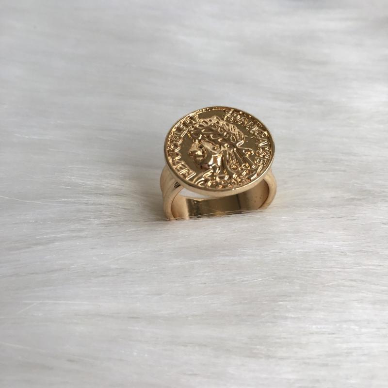 Cluster Rings FASHION JEWELRY GOLD COLOR PLATING COIN FACE ENGRAVED SQUARE RING FOR WOMEN GIRL
Cluster Rings FASHION JEWELRY GOLD COLOR PLATING COIN FACE ENGRAVED SQUARE RING FOR WOMEN GIRL