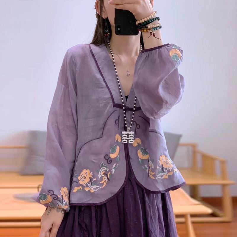 Women's Blouses & Shirts Johnature Women Embroidery Floral And Tops Vintage Button V-Neck Long Sleeve 2021 Summer Chinese Style, Green 
Women's Blouses & Shirts Johnature Women Embroidery Floral And Tops Vintage Button V-Neck Long Sleeve 2021 Summer Chinese Style, Green