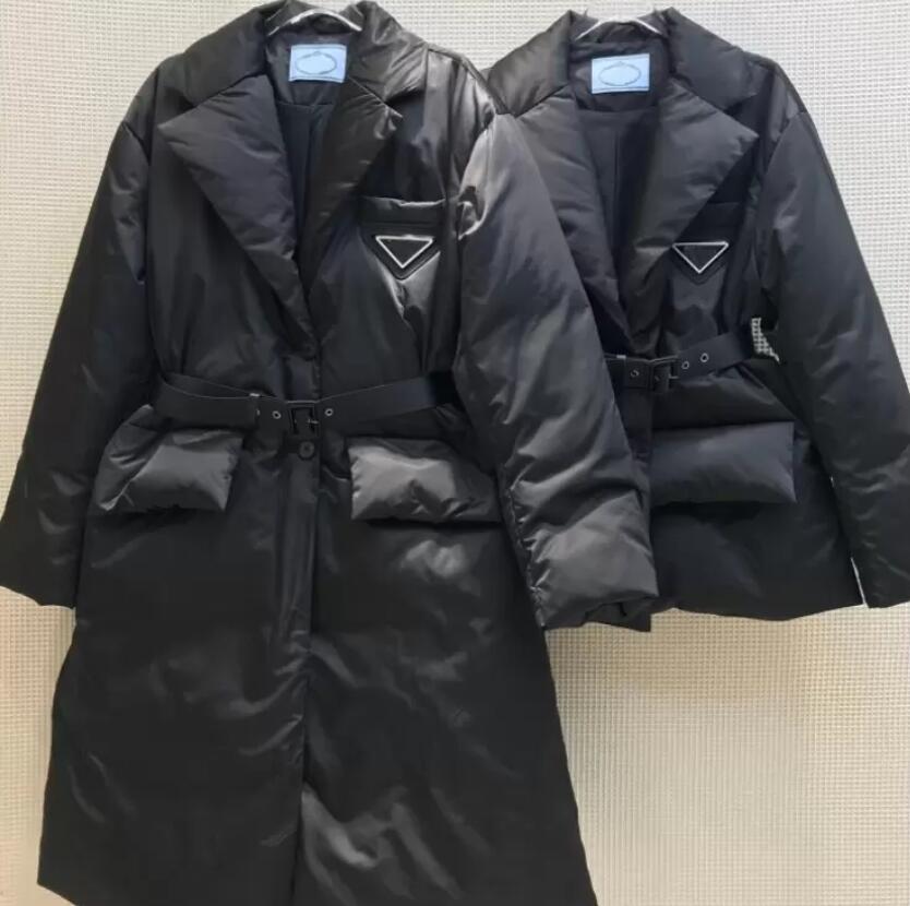 2021 lastest high quality Classical designers Women Down Parkas Jacket With Adjustable Waist For Long Coat Slim Jackets With Letter Budge Se, Black
2021 lastest high quality Classical designers Women Down Parkas Jacket With Adjustable Waist For Long Coat Slim Jackets With Letter Budge Se, Black
