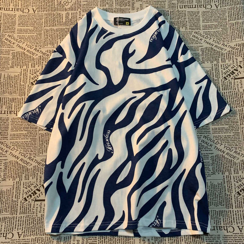 Harajuku Korean Fashion Short Sleeve T-Shirt Men/Women Stripe Print High Street BF Streetwear Skateboard GD Trend Souls Tee Tops 210527, As show
Harajuku Korean Fashion Short Sleeve T-Shirt Men/Women Stripe Print High Street BF Streetwear Skateboard GD Trend Souls Tee Tops 210527, As show