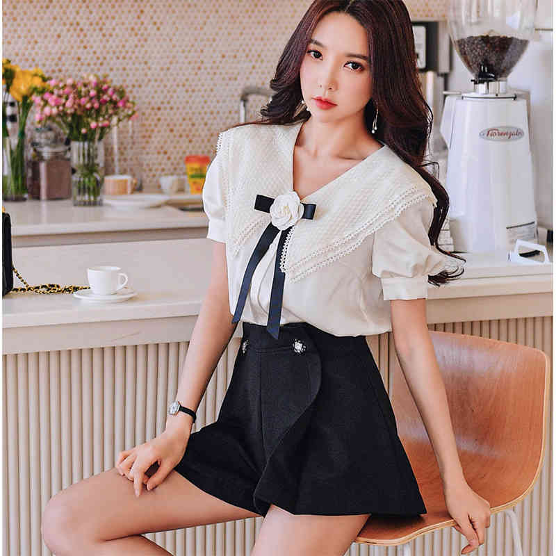 Dabuwawa Summer Sweet Turn-down Collar Blouse Women Puff Sleeve Appliques Floral Bow Solid Casual Shirts Tops Female DT1BST021 210520