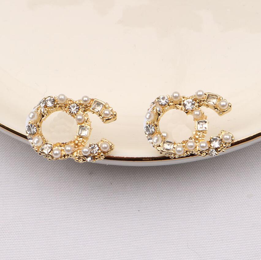 HOT Simple 18K Gold Plated Luxury Brand Designers Letters Stud Clip Chain Geometric Famous Women 925 Silver Crystal Rhinestone Pearl Earring, Golden;silver
HOT Simple 18K Gold Plated Luxury Brand Designers Letters Stud Clip Chain Geometric Famous Women 925 Silver Crystal Rhinestone Pearl Earring, Golden;silver