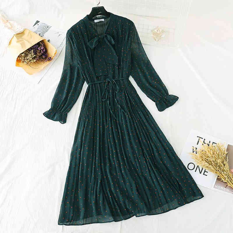 Polka Dot Elegant Women Dress Casual Flare Sleeve Long Party Dress Bow Dot Print Pleated Chiffon Dresses Vintage Vestido 210521