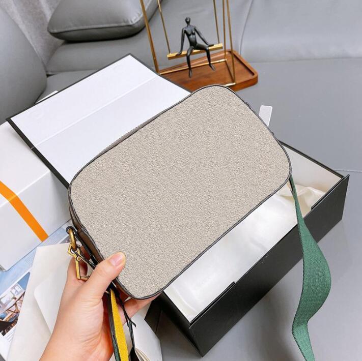2021 Luxurys Designers Cross Bags Neo Vintage Messenger Totes Men Women Crossbody Bag Brass hardware Originals Quality Dress Camera Bags
2021 Luxurys Designers Cross Bags Neo Vintage Messenger Totes Men Women Crossbody Bag Brass hardware Originals Quality Dress Camera Bags