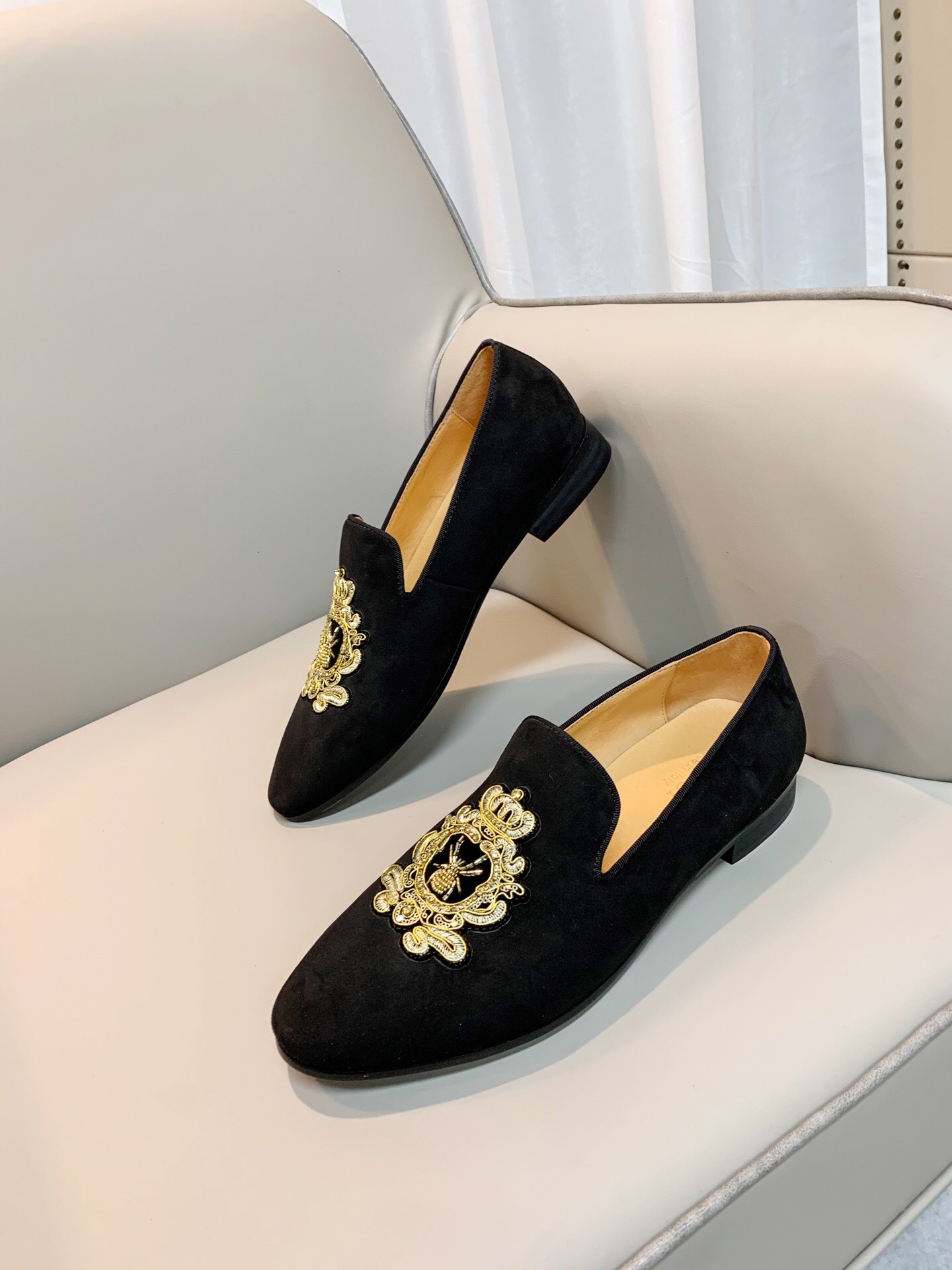 2022 Mens Elegant Party Wedding Dress Shoes Fashion Brand Designer Loafers Men Outdoor Casual Walking Business Flats Size 38-44, Black 1
2022 Mens Elegant Party Wedding Dress Shoes Fashion Brand Designer Loafers Men Outdoor Casual Walking Business Flats Size 38-44, Black 1