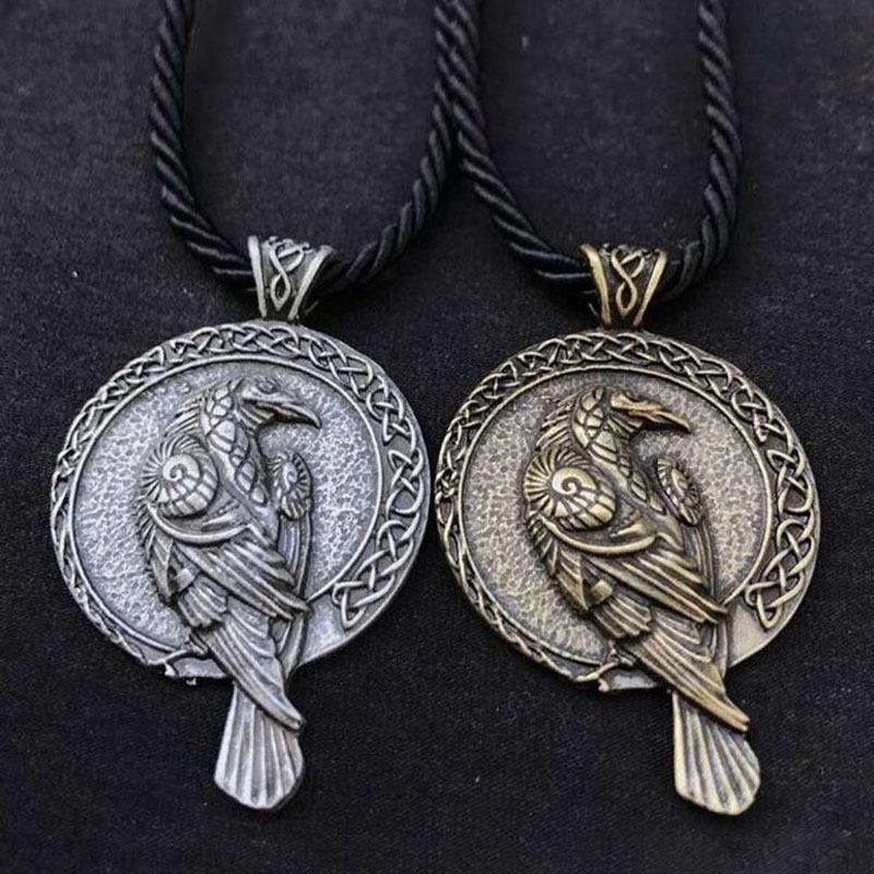 Pendant Necklaces Europe And America Style Amulet Crow Men's Necklace Trendy Personality Fashion Punk Jewelry Wholesale
Pendant Necklaces Europe And America Style Amulet Crow Men's Necklace Trendy Personality Fashion Punk Jewelry Wholesale