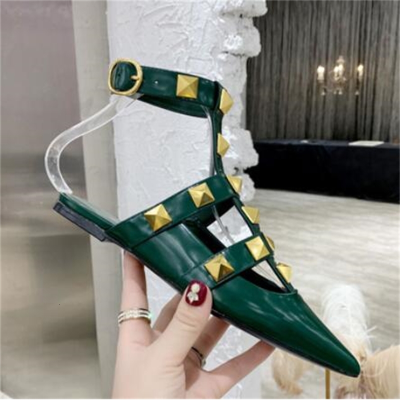 sandals women flat rivet sandals pointed to toe summer classics luxury female brand shoes fashionable women's 35-43 wedding fkds, Black
sandals women flat rivet sandals pointed to toe summer classics luxury female brand shoes fashionable women's 35-43 wedding fkds, Black