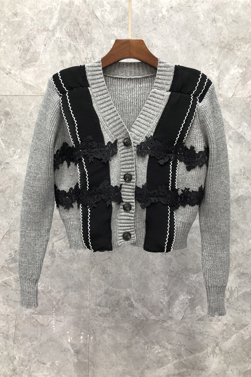 Water Soluble Lace Short Stitching Knitwear Womens Autumn European Goods New All-Match Cardigan 9DD, Gray
Water Soluble Lace Short Stitching Knitwear Womens Autumn European Goods New All-Match Cardigan 9DD, Gray