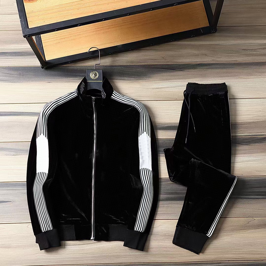Woemn Tracksuit Jackets Top Version Spring Autumn Unisex Tracksuits With Letters Side Embroidery Tops+Pants Casual Jacket Sport Suit Asi, Dark blue
Woemn Tracksuit Jackets Top Version Spring Autumn Unisex Tracksuits With Letters Side Embroidery Tops+Pants Casual Jacket Sport Suit Asi, Dark blue