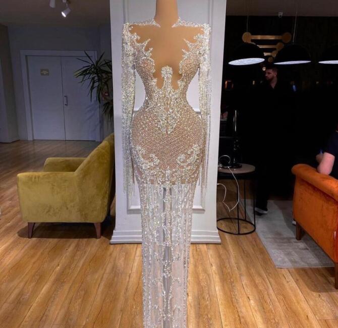 Evening dress women cloth High neck Long sleeve Sheath Silver Tulle Black Long dress Kim kardashian Kylie jenner Yousef aljasmi Cannes Film Festival, Same with picture
Evening dress women cloth High neck Long sleeve Sheath Silver Tulle Black Long dress Kim kardashian Kylie jenner Yousef aljasmi Cannes Film Festival, Same with picture