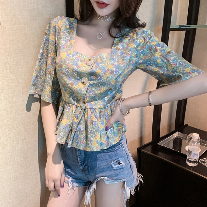 Korean Fashion Temperament Flowers Square Neck Short Sleeve Ruffles Women Blouses Slim Waist Single Breasted Chic Top 210518, Photo color
Korean Fashion Temperament Flowers Square Neck Short Sleeve Ruffles Women Blouses Slim Waist Single Breasted Chic Top 210518, Photo color