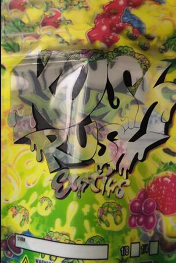 3.5g Kush Rush exotics packing Bags resealable zipper seal for freshness Childproof flowers KUSHRUSH mylar bags2021 500mg
3.5g Kush Rush exotics packing Bags resealable zipper seal for freshness Childproof flowers KUSHRUSH mylar bags2021 500mg