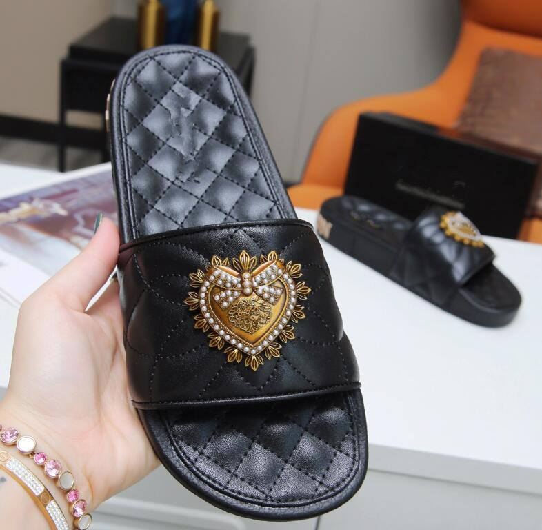 Mens Womens Slipper Summer Sandals Beach Slides Flat Leisure Slippers Ladies Sandali Bathroom Home Shoes Classic Stud Black Spikes Print White Pink, 06
Mens Womens Slipper Summer Sandals Beach Slides Flat Leisure Slippers Ladies Sandali Bathroom Home Shoes Classic Stud Black Spikes Print White Pink, 06
