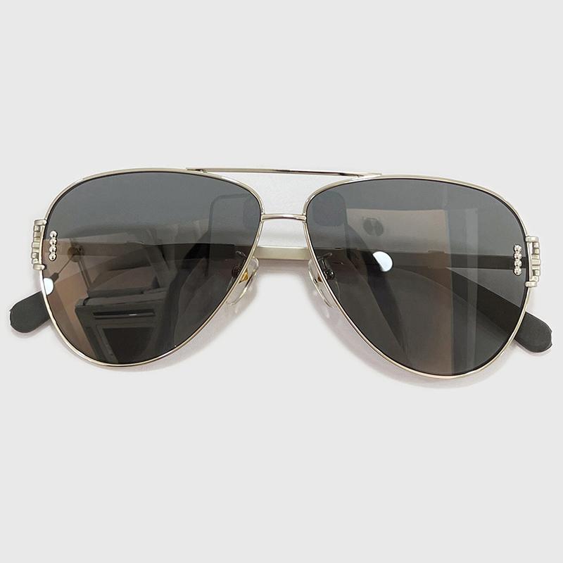 Sunglasses 2021 Fashion Brand Designer Pilot Top Quality Retro Sun Glassess Man Women UV400Metal Frame 
Sunglasses 2021 Fashion Brand Designer Pilot Top Quality Retro Sun Glassess Man Women UV400Metal Frame