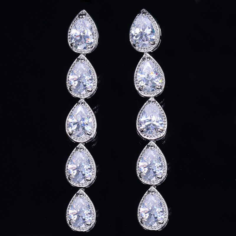 Luxury Jewelry Long Dangle Water Drop Earring Designer for Woman White AAA Cubic Zirconia Copper 18k Gold Diamond Earrings Women Bride Wedding Friend 