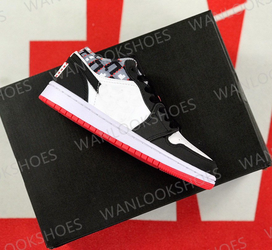 2021 Men Women Basketball Shoes 1 1s Low Black White Red Outdoor Sports Sneakers Running Athletic Trainer
2021 Men Women Basketball Shoes 1 1s Low Black White Red Outdoor Sports Sneakers Running Athletic Trainer