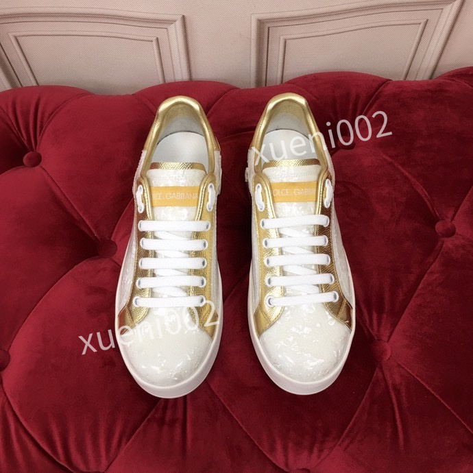 Top Quality Casual Shoes boots Men Women Luxury Sneaker Cow Leather Designers Bee Pattern Bottom Tiger Red Green Stripes Sports White Designer Trainers hc200903, 01
Top Quality Casual Shoes boots Men Women Luxury Sneaker Cow Leather Designers Bee Pattern Bottom Tiger Red Green Stripes Sports White Designer Trainers hc200903, 01