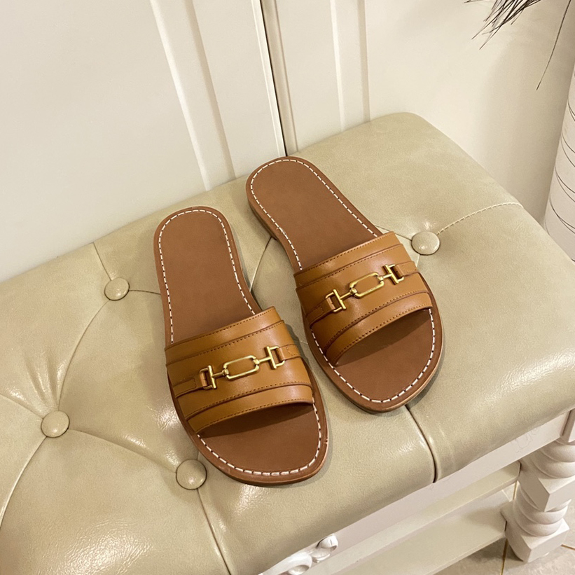 High Quality Womens Rubber Slippers Fashion Solid Metal Buckle Sandals Brand Print Letter Slipper All-match Flat Slide Size 35-40, Black
High Quality Womens Rubber Slippers Fashion Solid Metal Buckle Sandals Brand Print Letter Slipper All-match Flat Slide Size 35-40, Black