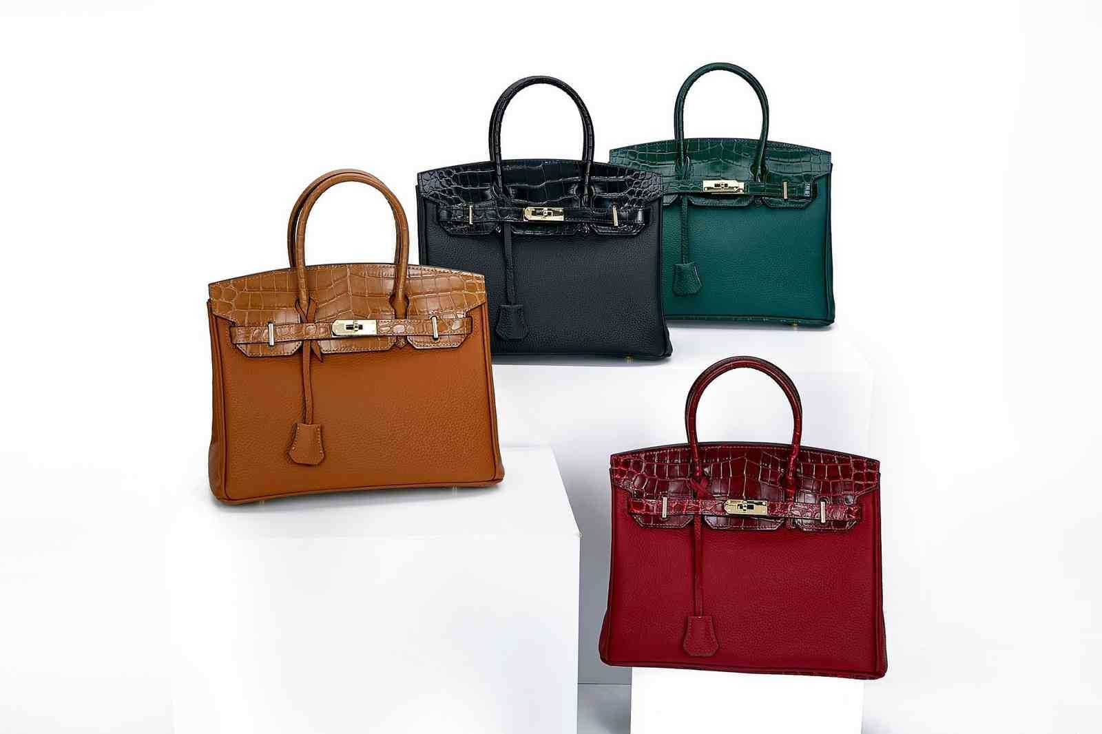 Designer luxury handbagDesigners Herme 2021 Head Large Capacity Litchi Pattern Hand Fashion Versatile Leather Women's Bag
Designer luxury handbagDesigners Herme 2021 Head Large Capacity Litchi Pattern Hand Fashion Versatile Leather Women's Bag