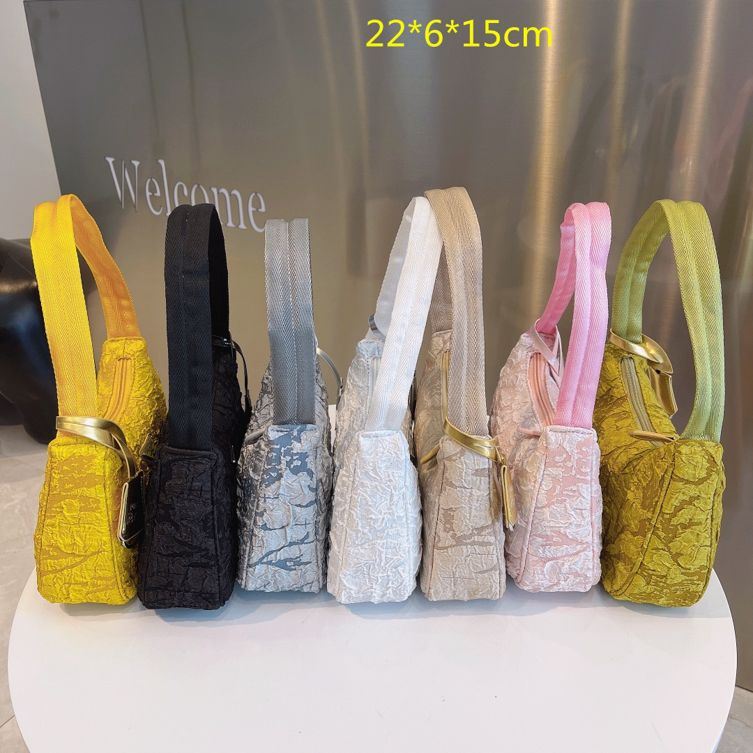 Women Shoulder Bags Luxury Hobos Handbags Baguettes Fashion Small Totes Lady High Quality PD21081101, This price option is not for sale.
Women Shoulder Bags Luxury Hobos Handbags Baguettes Fashion Small Totes Lady High Quality PD21081101, This price option is not for sale.