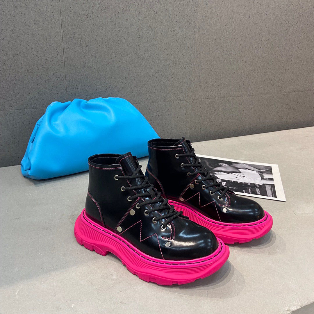 Leather motorcycle boots women's street shot handsome multi-color choice fashion thick bottom increased size 35-40, Black
Leather motorcycle boots women's street shot handsome multi-color choice fashion thick bottom increased size 35-40, Black