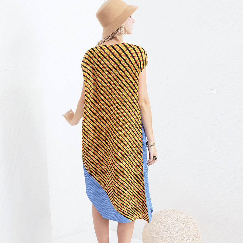 Summer Fashion Pleated Dresses For Women Hit Color Striped Patchwork Irregular Wave Short Sleeve Clothes YH926 210526