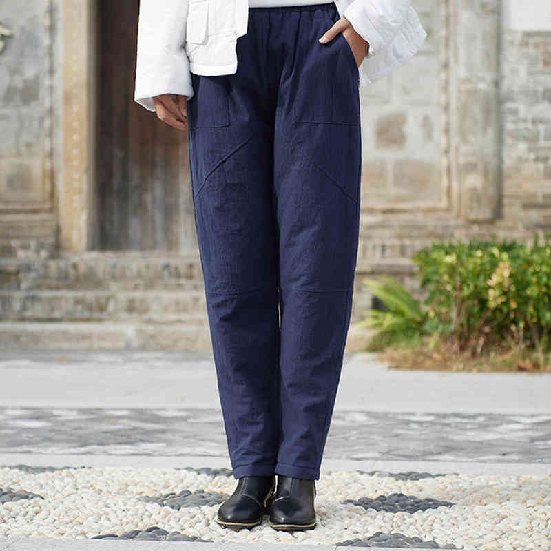 Johnature Full Length Solid Color Elastic Waist Cotton Linen Harem Pants Autumn Winter All-match Retro Women Warm Pants 210521, Dark blue
Johnature Full Length Solid Color Elastic Waist Cotton Linen Harem Pants Autumn Winter All-match Retro Women Warm Pants 210521, Dark blue