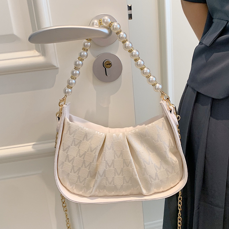 Lady Shoulder Bag Women Handbags Tote Fold Cloud Pearl one-shoulder Armpit Purse Summer Letter Chain Messenger bags, Blue
Lady Shoulder Bag Women Handbags Tote Fold Cloud Pearl one-shoulder Armpit Purse Summer Letter Chain Messenger bags, Blue