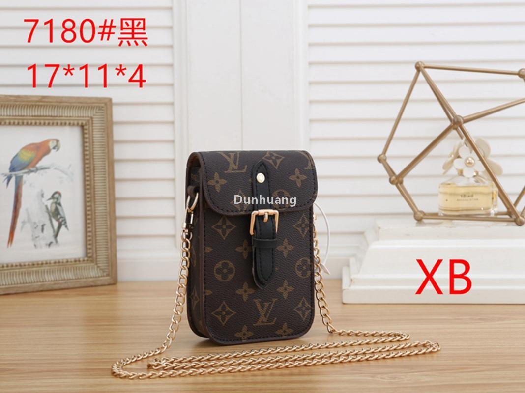LV LOUIS Handbags VITTON ONTHEGO Shoulder Bags Women Leather Luxury Designer Handbag Female Fashion Messenger VUTTON MICHAEL 09, Red;black 
LV LOUIS Handbags VITTON ONTHEGO Shoulder Bags Women Leather Luxury Designer Handbag Female Fashion Messenger VUTTON MICHAEL 09, Red;black