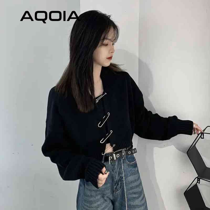 Gothic Knit Short Female Cardigans Metal Buttons Black Womens Sweater Winter Fashion Long Sleeve Woman Sweaters Clothing 210521