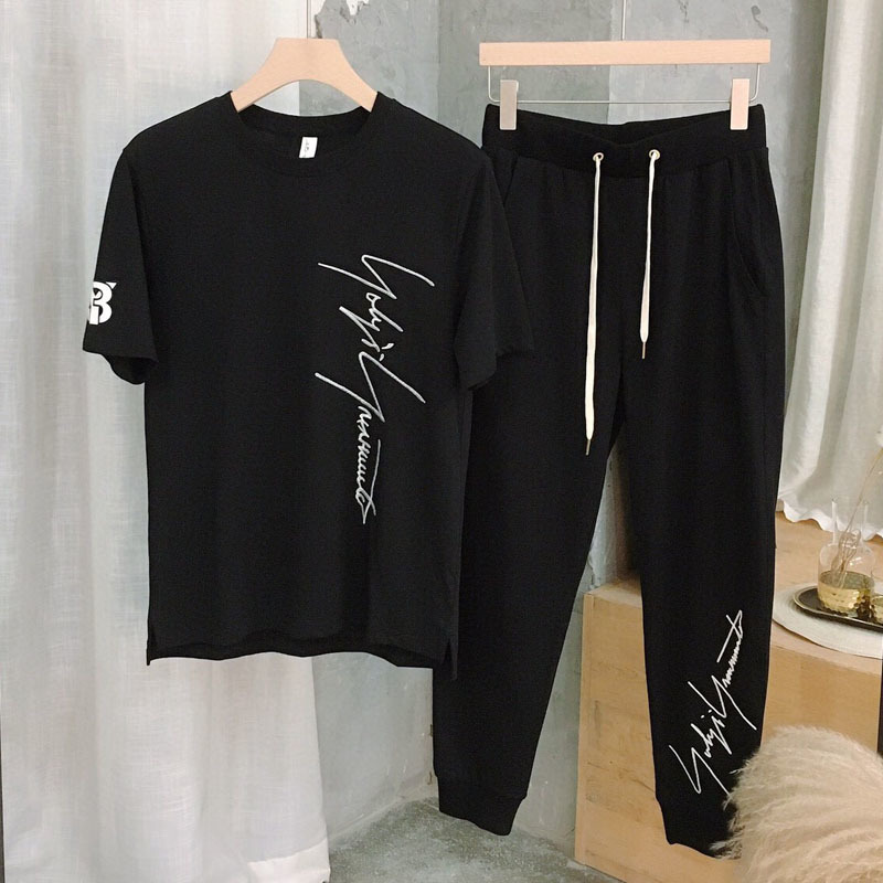 Chao brand Y3 sports suit men's summer reflective signature short sleeve T-shirt pants casual two piece men's fashion Korean version, White;black
Chao brand Y3 sports suit men's summer reflective signature short sleeve T-shirt pants casual two piece men's fashion Korean version, White;black