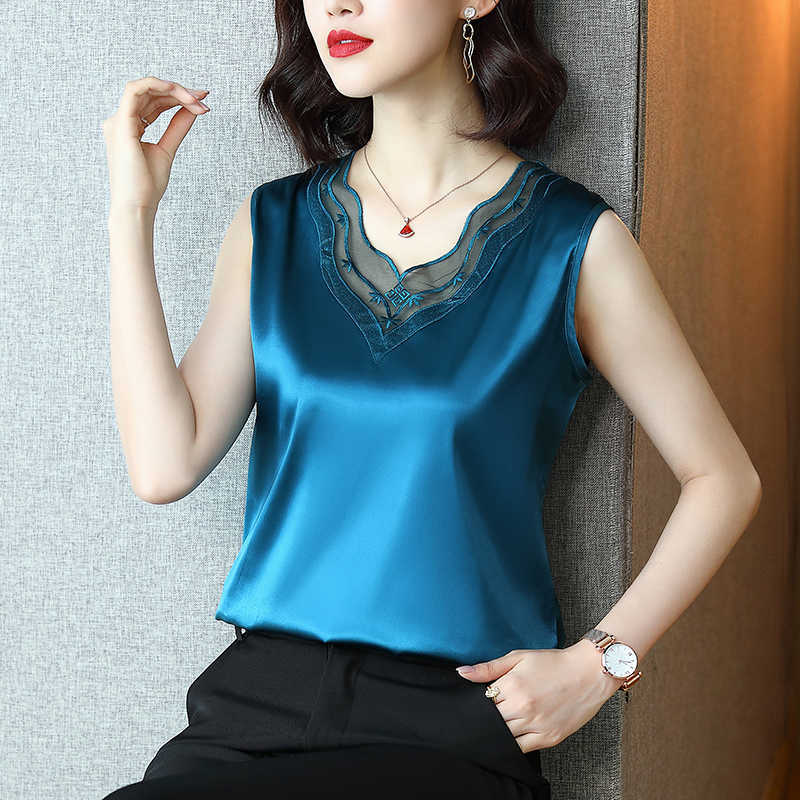 Korean Fashion Silk Tank Top Women Satin Office Lady Solid Sleeveless s Plus Size XXXL/5XL Shirt 210531
