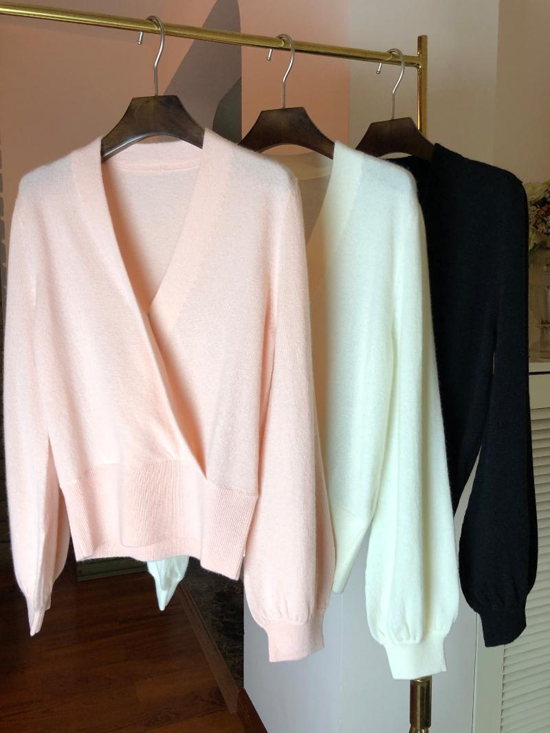 Women's Sweaters 2021 Women Fashion Long Sleeve Sexy Folded V Wide Waist Pullover 1027
Women's Sweaters 2021 Women Fashion Long Sleeve Sexy Folded V Wide Waist Pullover 1027