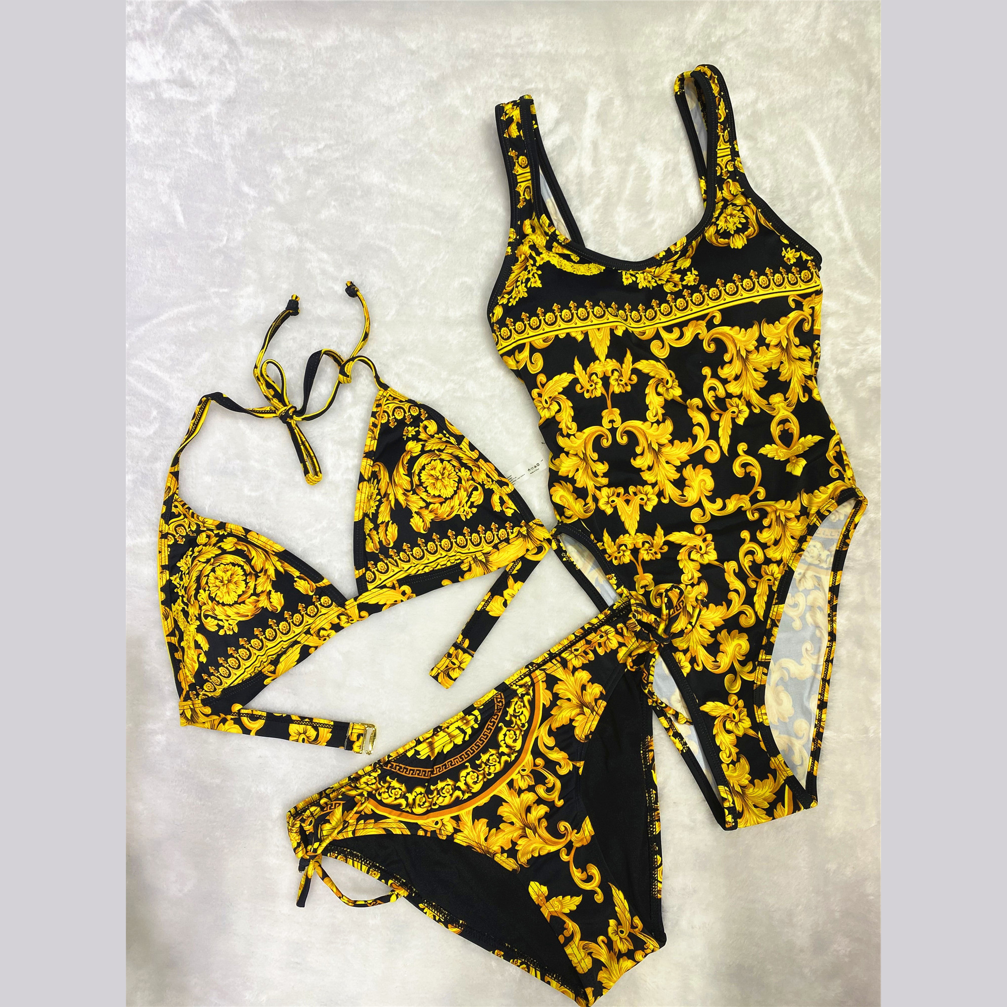 SSSummer Fashion Sexy Ladies Swimwear Three-point Triangle Bikini Gathering Lace Fabric Breast Model Art Test Holiday Black and White Two Colors, Multi
SSSummer Fashion Sexy Ladies Swimwear Three-point Triangle Bikini Gathering Lace Fabric Breast Model Art Test Holiday Black and White Two Colors, Multi