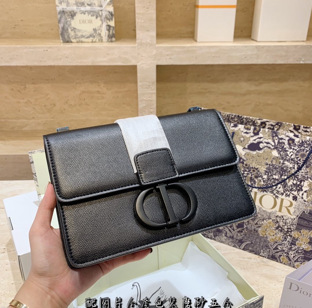 luxury brand shoulder bag womens clutch handbags purses leather handbag wallet tote women backpack bags -l3186, Red;black
luxury brand shoulder bag womens clutch handbags purses leather handbag wallet tote women backpack bags -l3186, Red;black