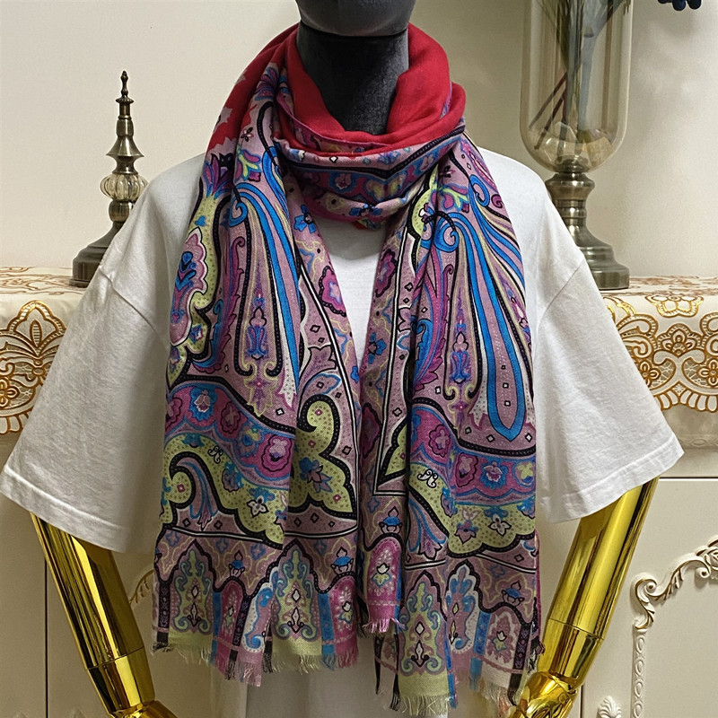 women's scarf good quality 50% silk 50%wool material print flowers patterne Thin and soft long scarves for women big size 175cm - 65cm
women's scarf good quality 50% silk 50%wool material print flowers patterne Thin and soft long scarves for women big size 175cm - 65cm