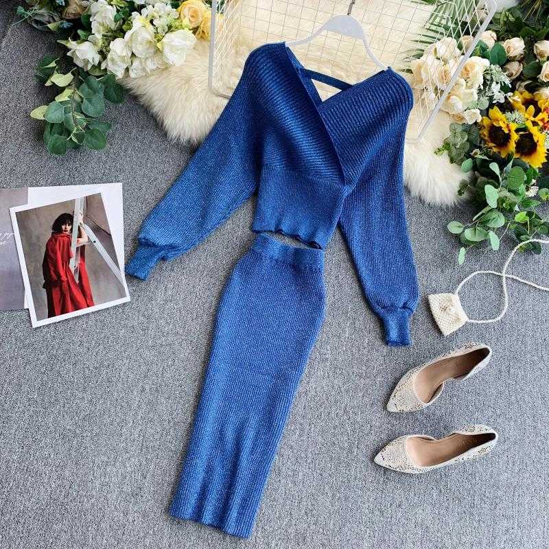 Women Bling Sweater Two Piece Sets Spring Autumn V Neck Sexy Bawing Sleeve Knit Tops And Wrap Skirt Outfit Woman Office Suit 210602, Wine red
Women Bling Sweater Two Piece Sets Spring Autumn V Neck Sexy Bawing Sleeve Knit Tops And Wrap Skirt Outfit Woman Office Suit 210602, Wine red