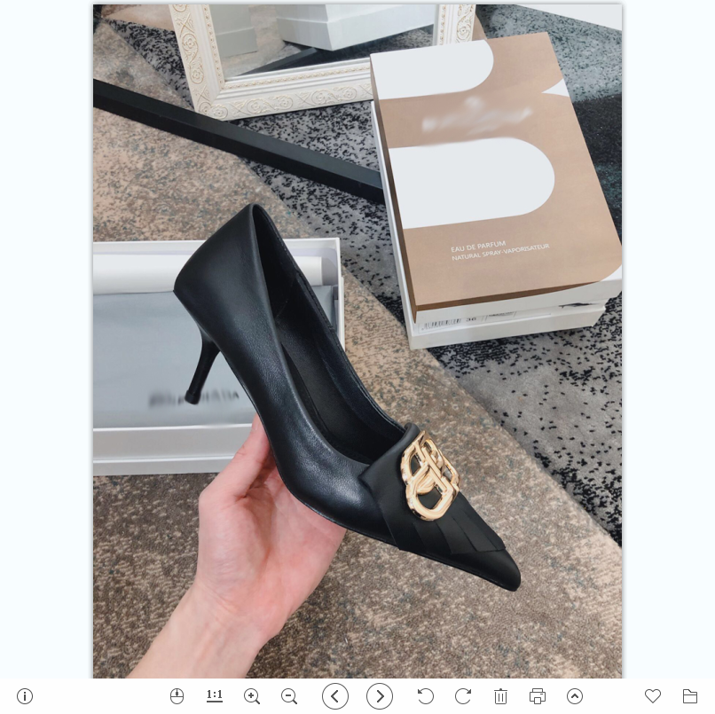 2021 Good Quality Fashion Women Luxurys Designers Shoes Designer Sandals Womens Luxury High Heels Sandal Dress Shoess With Box Size 35-41 -G531, Black
2021 Good Quality Fashion Women Luxurys Designers Shoes Designer Sandals Womens Luxury High Heels Sandal Dress Shoess With Box Size 35-41 -G531, Black