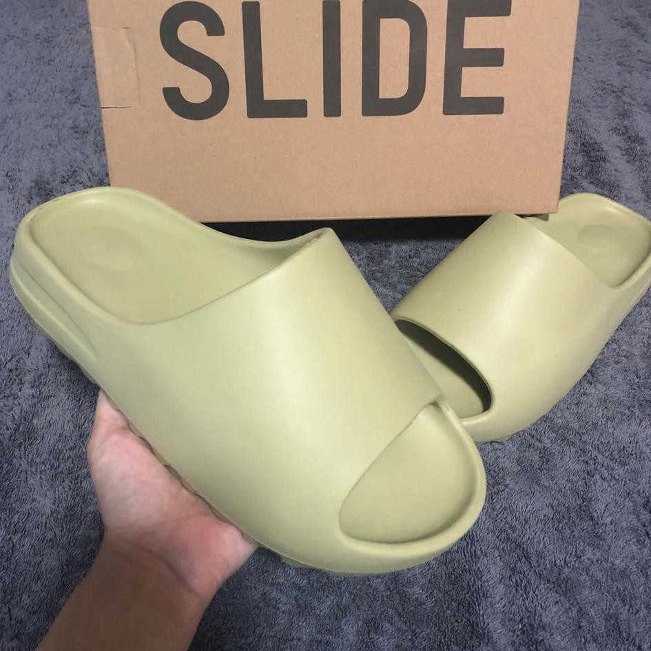 Kanye West Slides Graffiti Bone Resin Desert Sand Rubber Slippers Summer Brown Flat Men Women, Matcha
Kanye West Slides Graffiti Bone Resin Desert Sand Rubber Slippers Summer Brown Flat Men Women, Matcha
