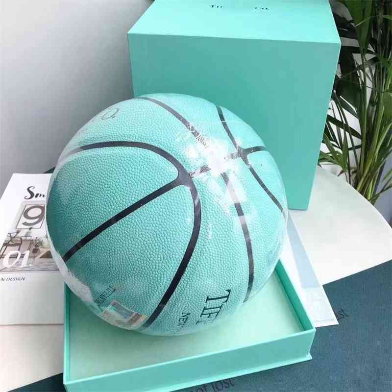 TIFFANY BLUE indoor outdoor boyfriend and girlfriend Valentine's Day basketball gift recommendation
TIFFANY BLUE indoor outdoor boyfriend and girlfriend Valentine's Day basketball gift recommendation