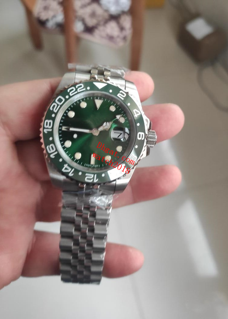 Luxury Mens Watches 40mm 116710 Green Dial Mechanical Sapphire Glass Classic Watch Jubilee Steel Bracelet Waterproof Luminous
Luxury Mens Watches 40mm 116710 Green Dial Mechanical Sapphire Glass Classic Watch Jubilee Steel Bracelet Waterproof Luminous