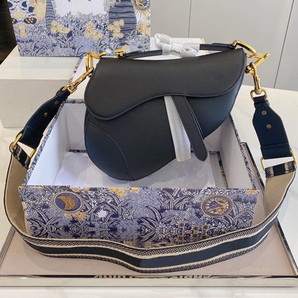 2021 Genuine Leather saddle bags ladies retro high quality messenger handbags star celebrity inspiration embroidery shoulder Crossbody handbag, 12
2021 Genuine Leather saddle bags ladies retro high quality messenger handbags star celebrity inspiration embroidery shoulder Crossbody handbag, 12