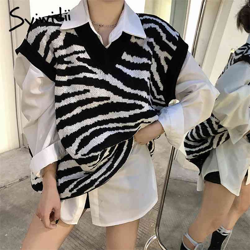 Striped Knitted Sweaters Vest Women Oversized Pullover Vintage Zebra Sleeveless V-Neck Korean Female Waistcoat Sweater Tops 210607, Black
Striped Knitted Sweaters Vest Women Oversized Pullover Vintage Zebra Sleeveless V-Neck Korean Female Waistcoat Sweater Tops 210607, Black