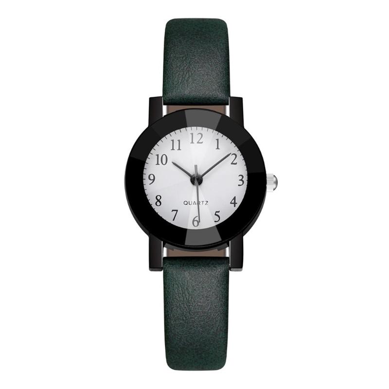 Wristwatches Simple Style White Leather Watches Women Fashion Watch Minimalist Ladies Casual Wrist Female Quartz Clock 533
Wristwatches Simple Style White Leather Watches Women Fashion Watch Minimalist Ladies Casual Wrist Female Quartz Clock 533