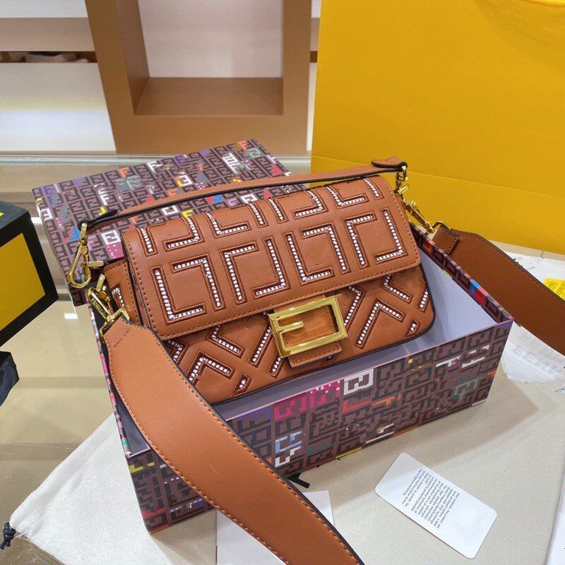 Fashion Ladies Baguette F Letter embroidery Crossbody Bags for Women Chain Shoulder Bag Flap Handbag Leather Purse Wallet LCM, Box(not for sale)
Fashion Ladies Baguette F Letter embroidery Crossbody Bags for Women Chain Shoulder Bag Flap Handbag Leather Purse Wallet LCM, Box(not for sale)