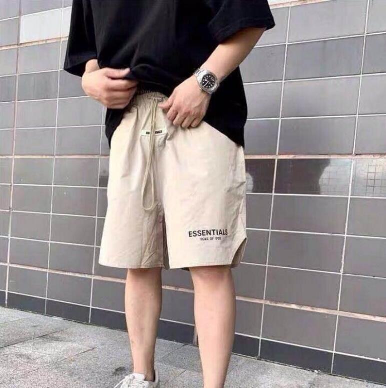 2021 FOG Fear Of God Essentials shorts sports jogging running fitness stretch men's pants sport five-point short pant size M-XXL, White;black
2021 FOG Fear Of God Essentials shorts sports jogging running fitness stretch men's pants sport five-point short pant size M-XXL, White;black