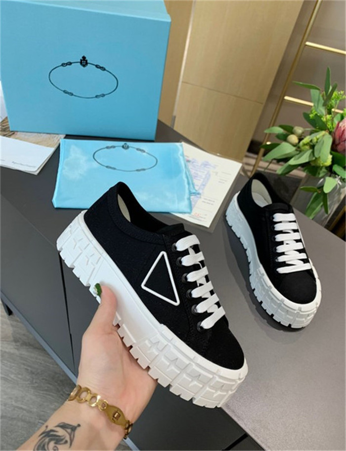 Fashion Women's Naked boots Comfortable High quality breathable booties sneakers shoes woman short boot P40430
Fashion Women's Naked boots Comfortable High quality breathable booties sneakers shoes woman short boot P40430