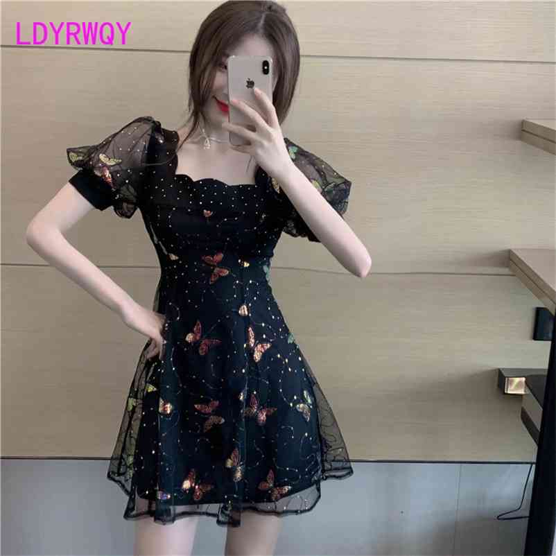 LDYRWQY summer bubble sleeve waist temperament fashion sexy black mesh dress Office Lady Polyester 210603, The picture color
LDYRWQY summer bubble sleeve waist temperament fashion sexy black mesh dress Office Lady Polyester 210603, The picture color